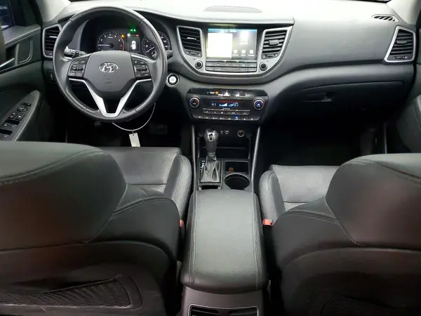 KM8J3CA25GU117908 2016 HYUNDAI TUCSON - Image 8