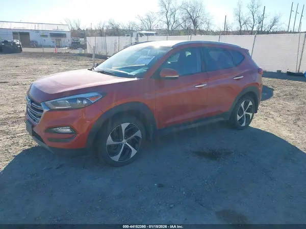 KM8J3CA25GU147216 2016 HYUNDAI TUCSON - Image 2