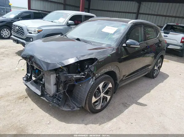 KM8J3CA25GU161262 2016 HYUNDAI TUCSON - Image 2
