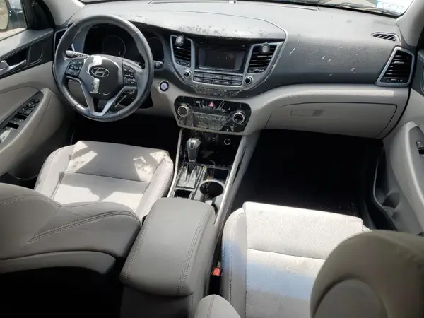 KM8J3CA25GU168602 2016 HYUNDAI TUCSON - Image 8