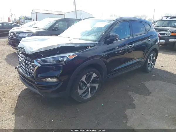 KM8J3CA25GU175839 2016 HYUNDAI TUCSON - Image 2