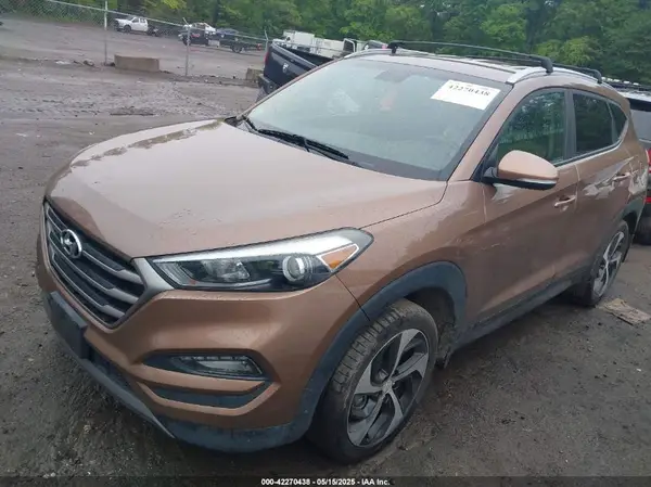 KM8J3CA25GU203459 2016 HYUNDAI TUCSON - Image 2