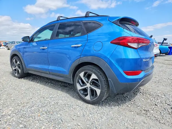 KM8J3CA25GU209228 2016 HYUNDAI TUCSON - Image 2