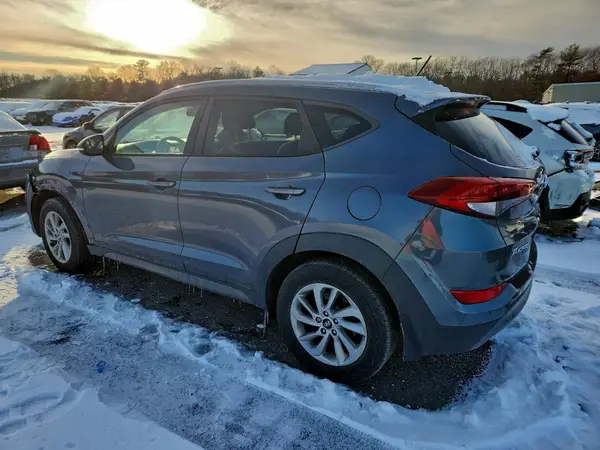 KM8J3CA25GU222710 2016 HYUNDAI TUCSON - Image 2
