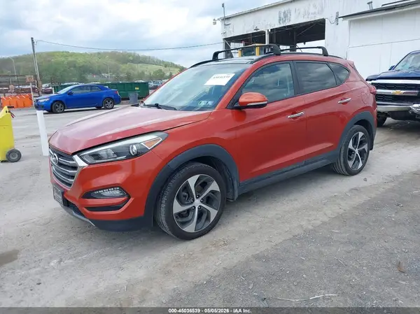 KM8J3CA25GU227793 2016 HYUNDAI TUCSON - Image 2