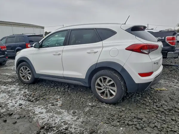 KM8J3CA25GU235313 2016 HYUNDAI TUCSON - Image 2