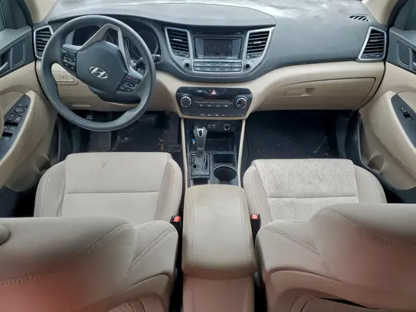 KM8J3CA25GU235313 2016 HYUNDAI TUCSON - Image 8