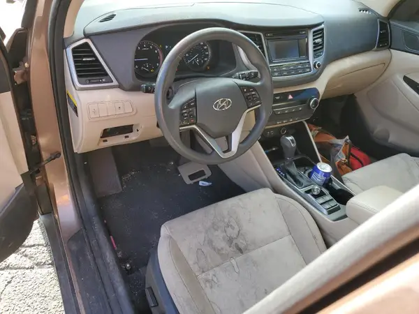 KM8J3CA25GU242780 2016 HYUNDAI TUCSON - Image 8