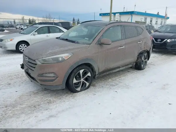 KM8J3CA25HU265882 2017 HYUNDAI TUCSON - Image 2