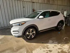 KM8J3CA25HU272203 2017 HYUNDAI TUCSON