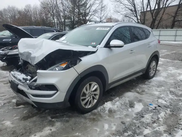 KM8J3CA25HU301666 2017 HYUNDAI TUCSON - Image 1