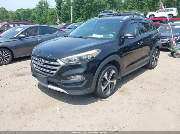 KM8J3CA25HU303384 2017 HYUNDAI TUCSON - Image 2