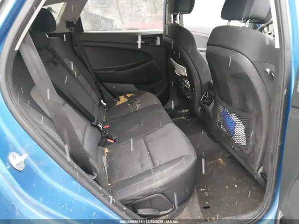 KM8J3CA25HU303708 2017 HYUNDAI TUCSON - Image 8