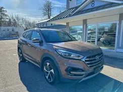 KM8J3CA25HU304583 2017 HYUNDAI TUCSON
