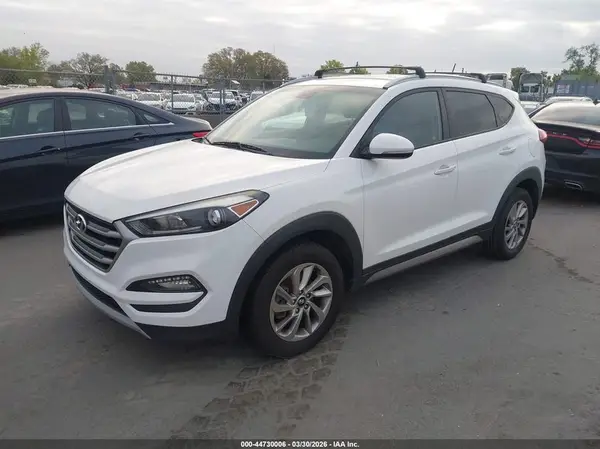 KM8J3CA25HU308049 2017 HYUNDAI TUCSON - Image 2