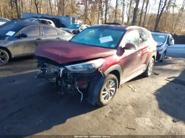 KM8J3CA25HU310660 2017 HYUNDAI TUCSON - Image 2