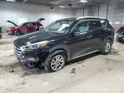 KM8J3CA25HU316488 2017 HYUNDAI TUCSON