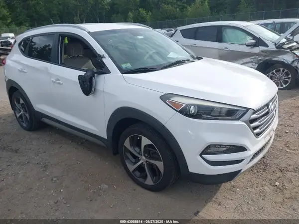 KM8J3CA25HU331427 2017 HYUNDAI TUCSON - Image 1