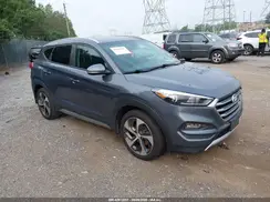 KM8J3CA25HU340886 2017 HYUNDAI TUCSON