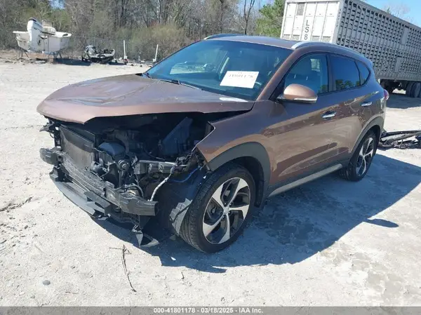 KM8J3CA25HU347658 2017 HYUNDAI TUCSON - Image 2