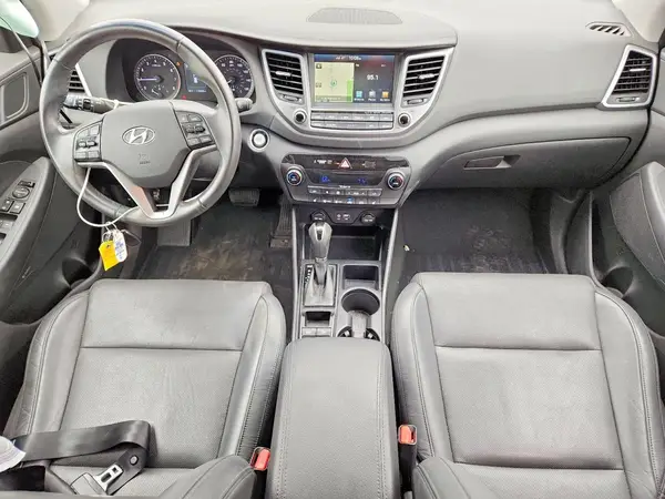 KM8J3CA25HU364833 2017 HYUNDAI TUCSON - Image 8