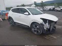 KM8J3CA25HU374441 2017 HYUNDAI TUCSON