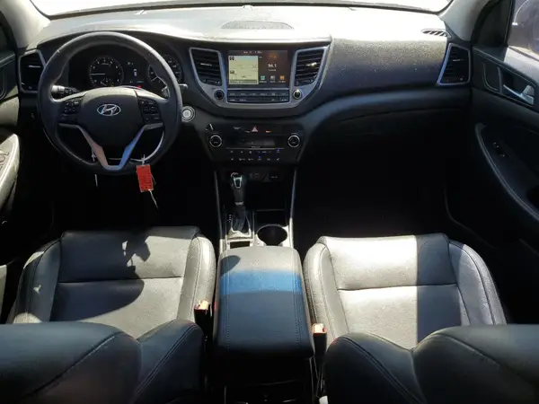 KM8J3CA25HU378957 2017 HYUNDAI TUCSON - Image 8