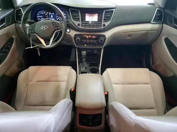 KM8J3CA25HU406658 2017 HYUNDAI TUCSON - Image 8