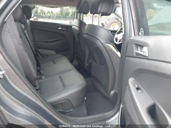 KM8J3CA25HU410113 2017 HYUNDAI TUCSON - Image 8