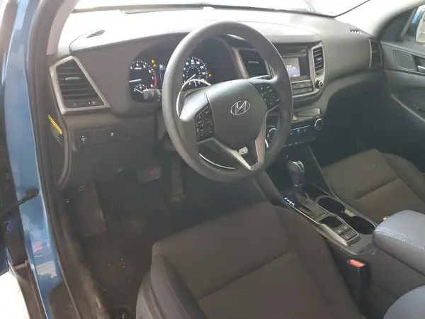 KM8J3CA25HU419216 2017 HYUNDAI TUCSON - Image 8