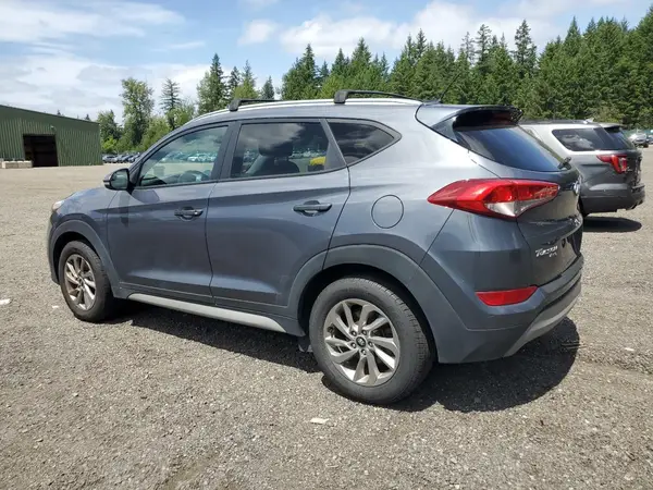 KM8J3CA25HU420835 2017 HYUNDAI TUCSON - Image 2
