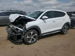 KM8J3CA25HU422861 2017 HYUNDAI TUCSON