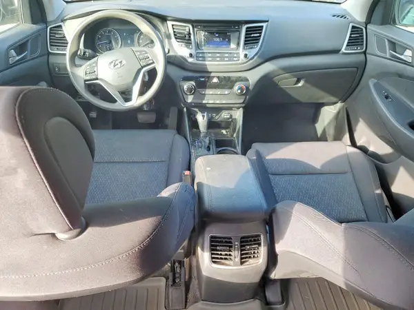 KM8J3CA25HU433312 2017 HYUNDAI TUCSON - Image 8