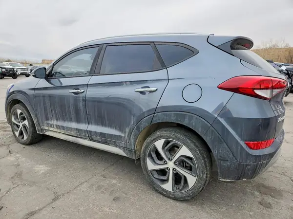 KM8J3CA25HU506047 2017 HYUNDAI TUCSON - Image 2