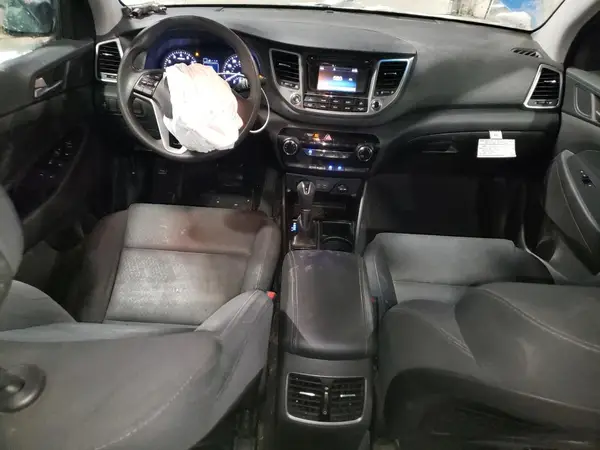 KM8J3CA25HU518506 2017 HYUNDAI TUCSON - Image 8