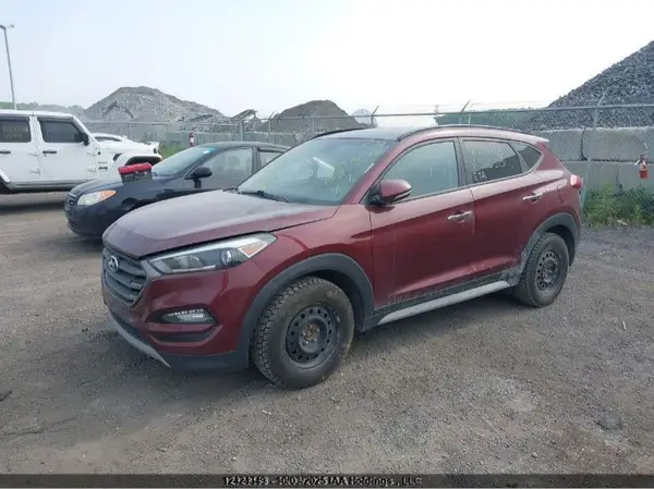 KM8J3CA25HU520515 2017 HYUNDAI TUCSON - Image 2