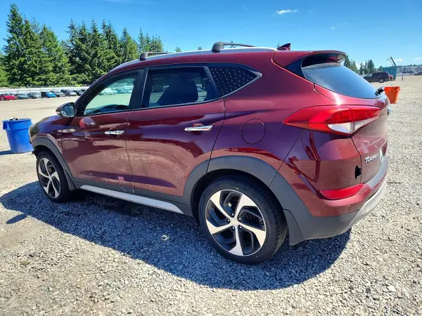 KM8J3CA25HU533779 2017 HYUNDAI TUCSON - Image 2
