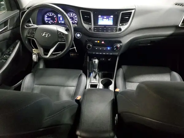 KM8J3CA25HU534186 2017 HYUNDAI TUCSON - Image 8