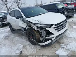 KM8J3CA25HU549190 2017 HYUNDAI TUCSON