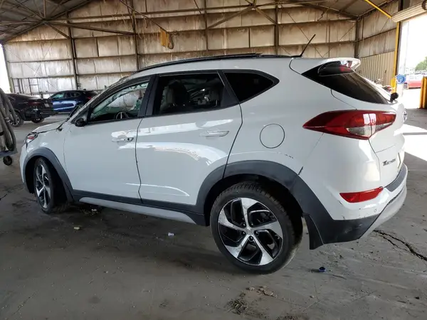 KM8J3CA25HU567091 2017 HYUNDAI TUCSON - Image 2