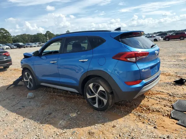 KM8J3CA25JU621124 2018 HYUNDAI TUCSON - Image 2
