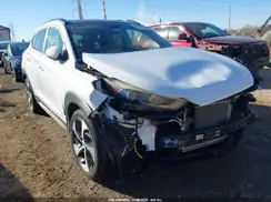 KM8J3CA25JU671389 2018 HYUNDAI TUCSON