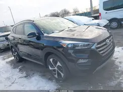 KM8J3CA25JU676818 2018 HYUNDAI TUCSON