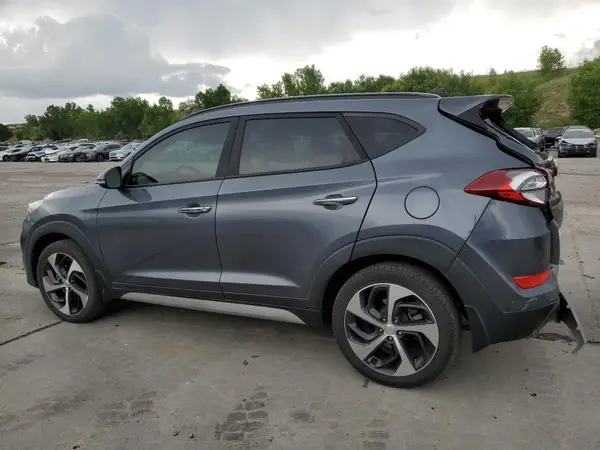 KM8J3CA25JU678794 2018 HYUNDAI TUCSON - Image 2