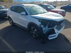 KM8J3CA25JU715889 2018 HYUNDAI TUCSON
