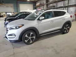 KM8J3CA25JU800165 2018 HYUNDAI TUCSON