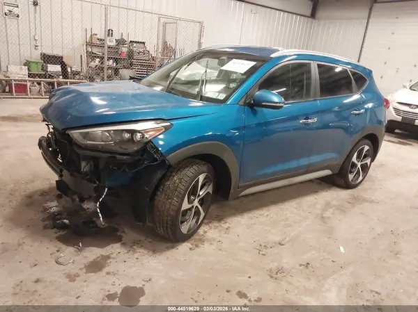 KM8J3CA25JU819038 2018 HYUNDAI TUCSON - Image 2