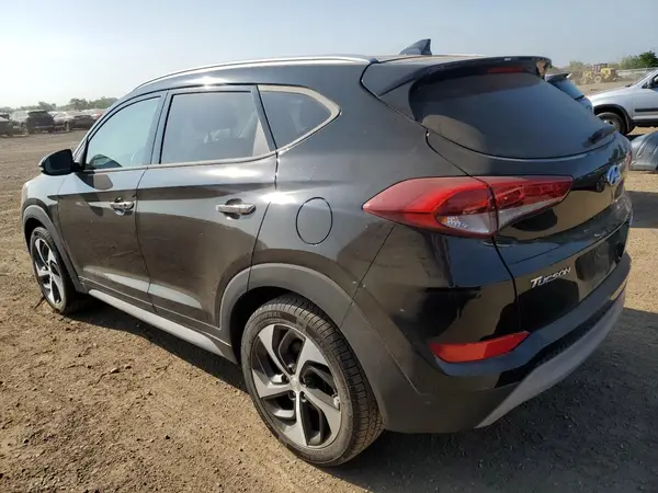 KM8J3CA25JU830606 2018 HYUNDAI TUCSON - Image 2