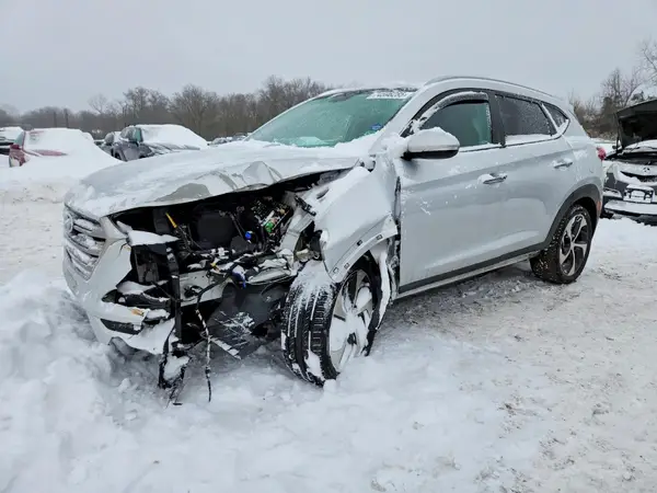 KM8J3CA25JU832663 2018 HYUNDAI TUCSON - Image 1