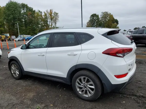 KM8J3CA26GU022340 2016 HYUNDAI TUCSON - Image 2